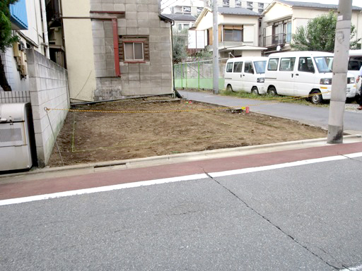 （画像２）地縄張り（敷地内における建物の配置を示すもの） 